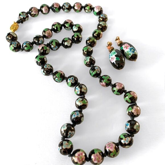 Vintage Floral Cloisonné Hand Knotted Beaded Necklace Set - Picture 4 of 5